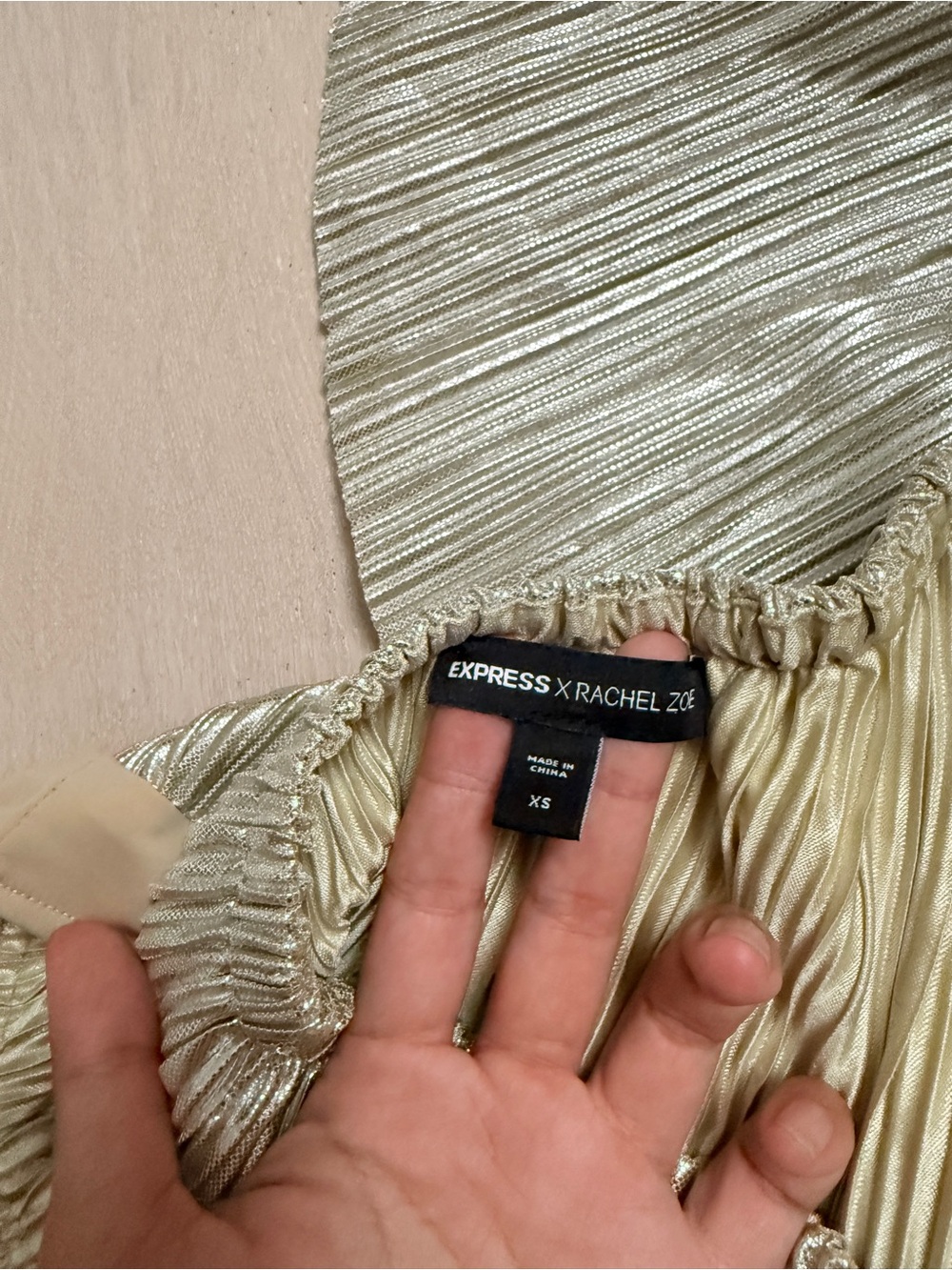 Express x Rachel Zoe: One-Shoulder Metallic Gold Bodysuit - Picture 4 of 4